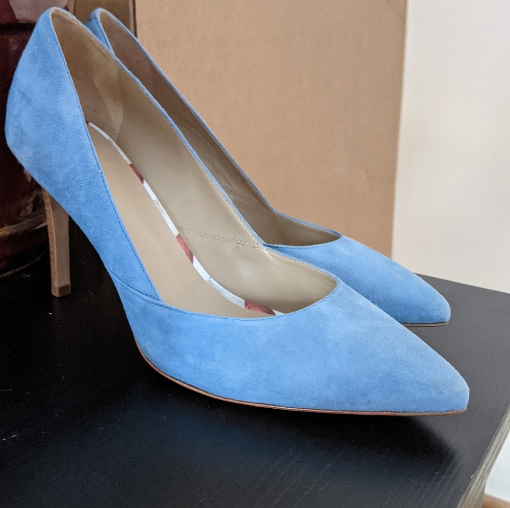 Johnston and Murphy blue suede leather heels